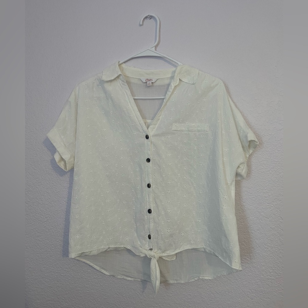 Candie’s White Floral Blouse
